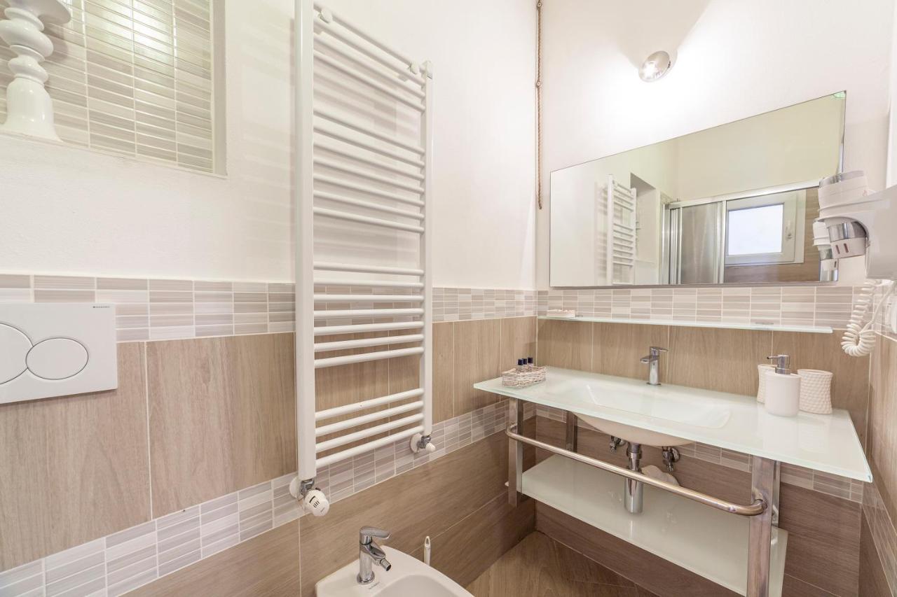 B&B Prima Dell'Elba Piombino Exterior photo